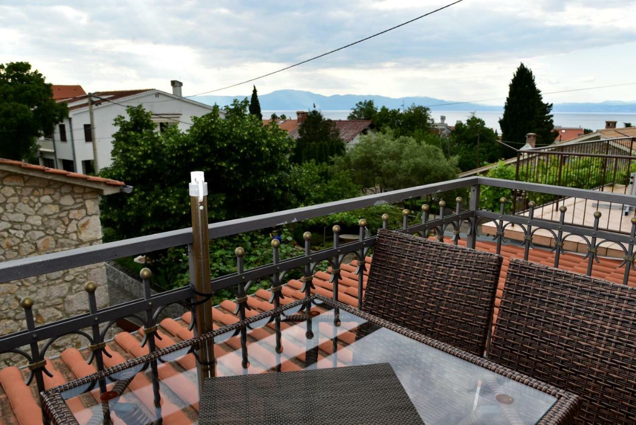 Villa Finka Malinska Buitenkant foto
